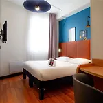 Hotel Ibis Ornano Montmartre Nord 18eme