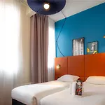 Ibis Ornano Montmartre Nord 18eme Paris