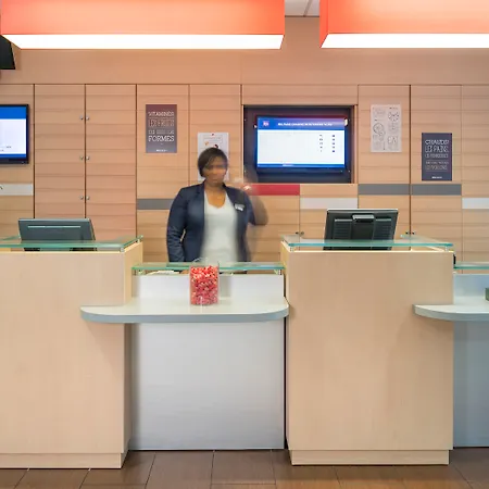 Ibis Ornano Montmartre Nord 18ème Hotel 3*