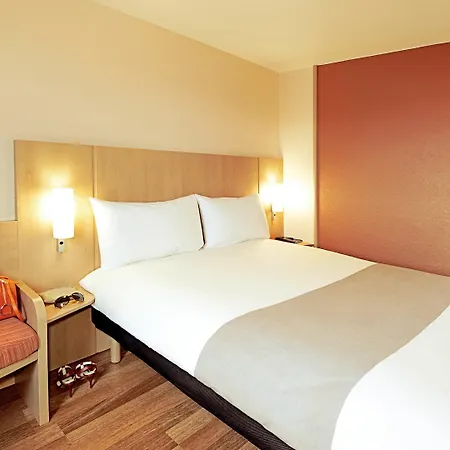 Ibis Ornano Montmartre Nord 18ème Parigi