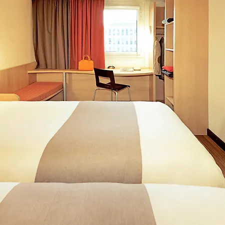 Ibis Ornano Montmartre Nord 18ème Hotel