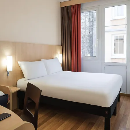 Ibis Ornano Montmartre Nord 18ème 3* Parigi