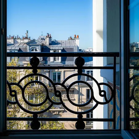 Hotel Ibis Ornano Montmartre Nord 18ème Parigi