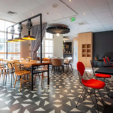 Ibis Ornano Montmartre Nord 18ème 3*