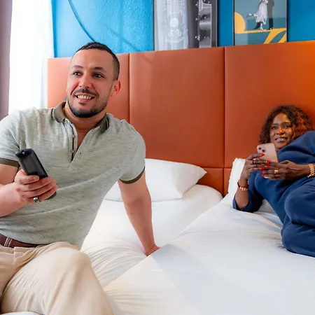 Hotel Ibis Ornano Montmartre Nord 18ème Parigi