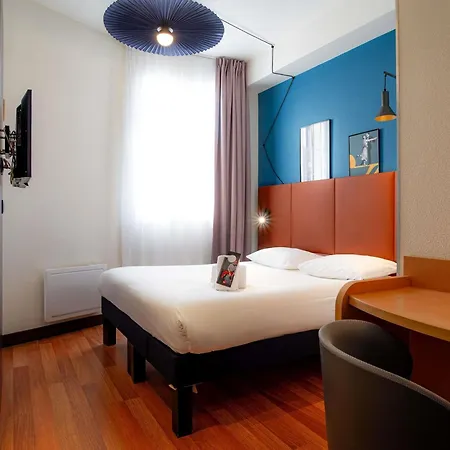 Ibis Ornano Montmartre Nord 18ème 3*
