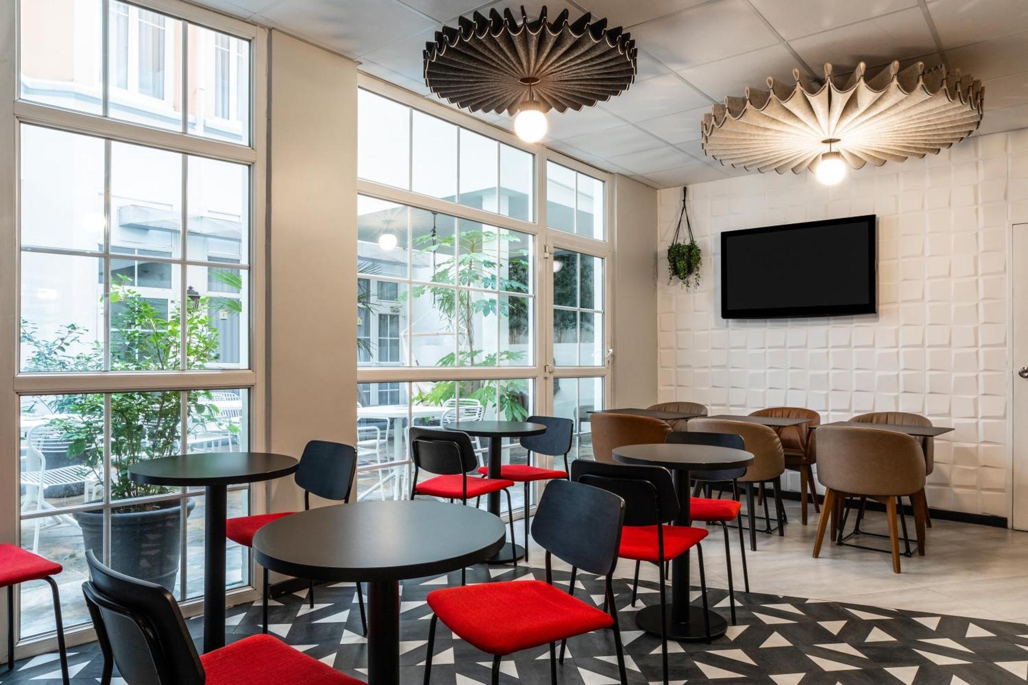 Ibis Ornano Montmartre Nord 18ème Parigi