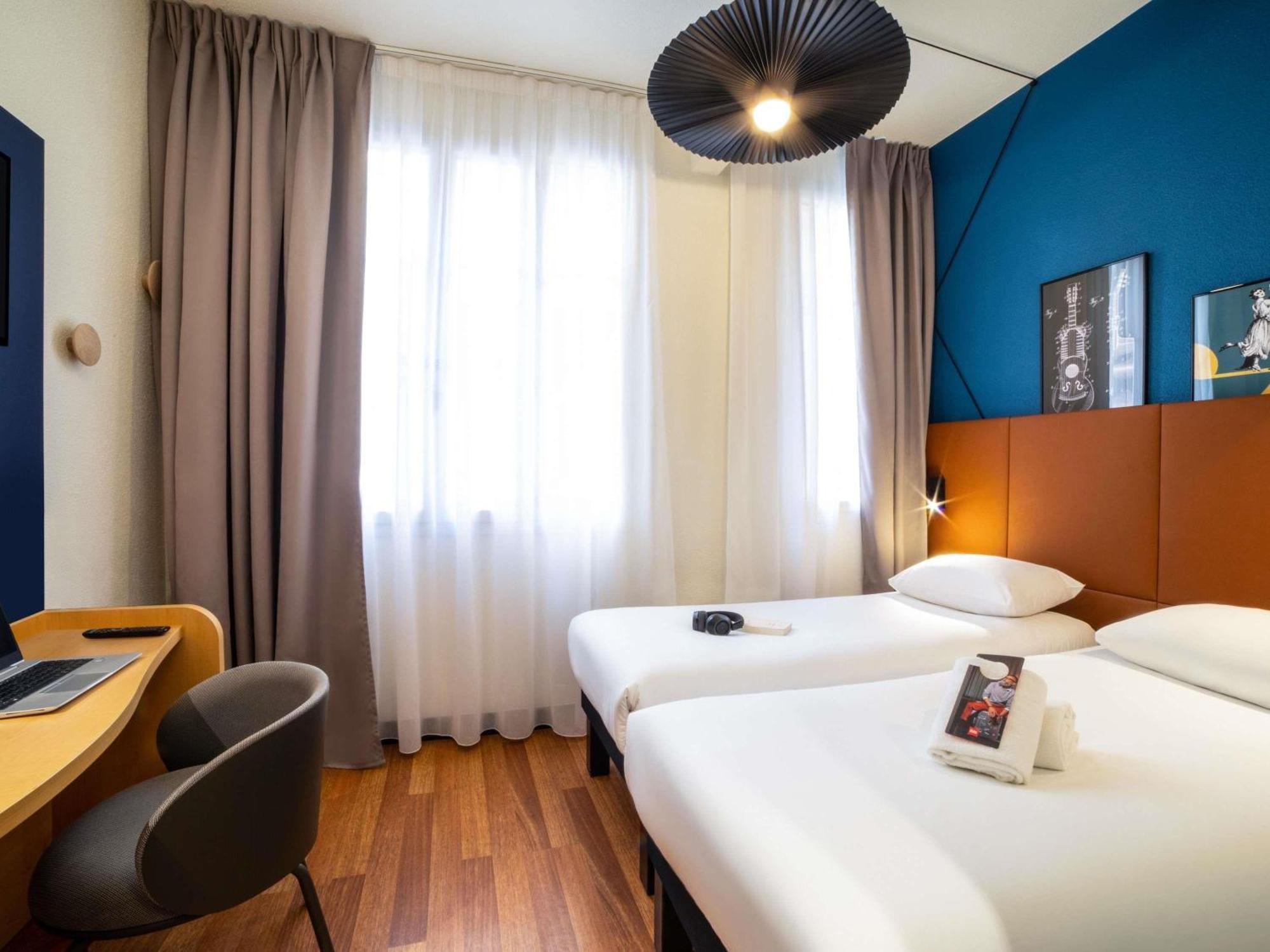 Ibis Ornano Montmartre Nord 18eme Hotel Paris
