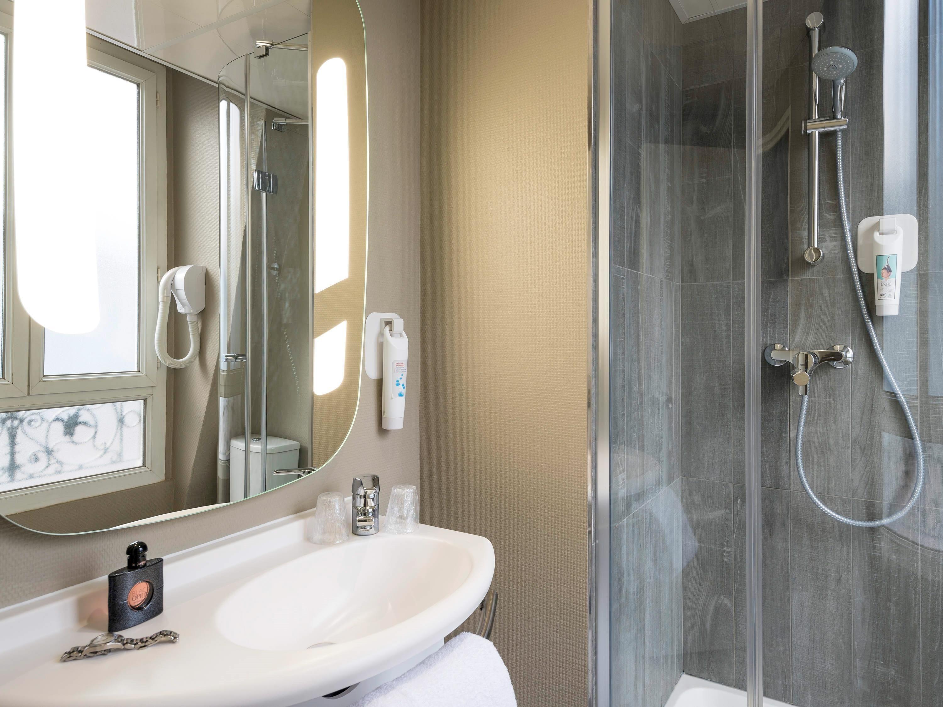 Ibis Ornano Montmartre Nord 18ème Hotel Parigi