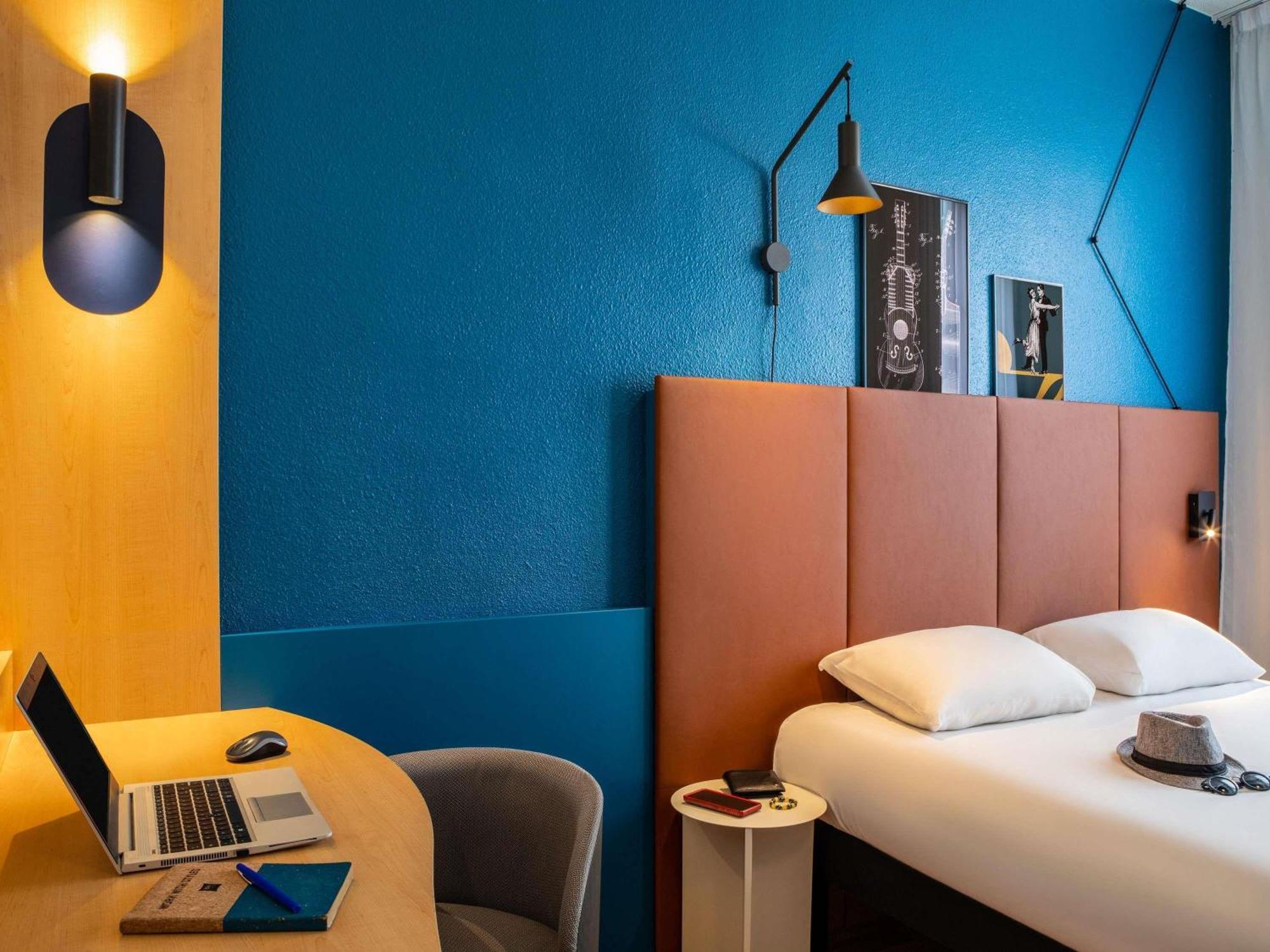 Ibis Ornano Montmartre Nord 18eme Hotel Paris