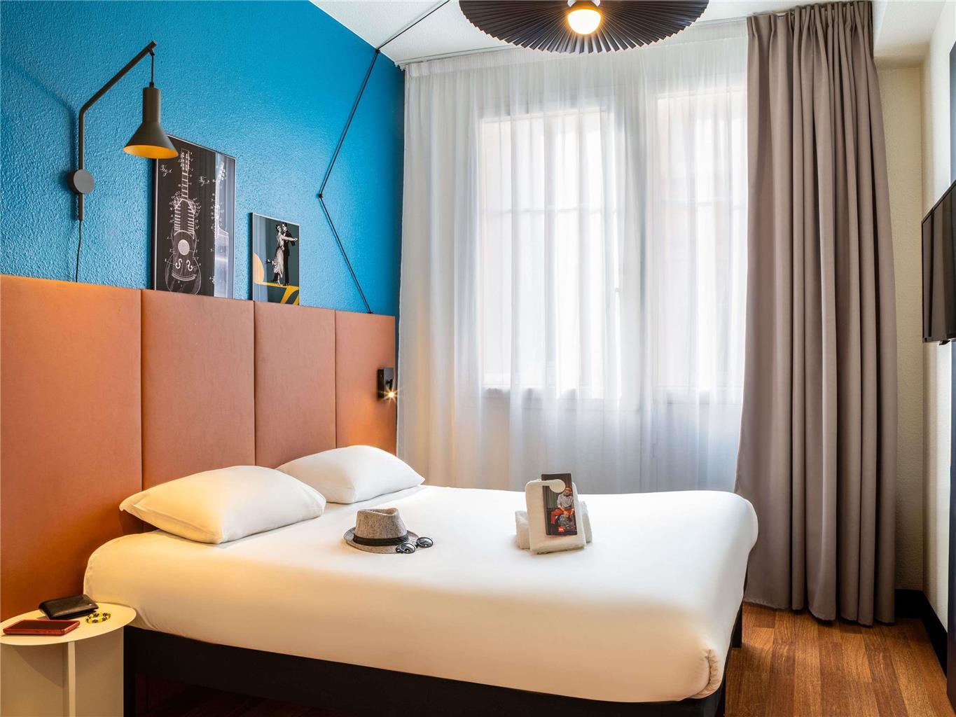 Hotel Ibis Ornano Montmartre Nord 18ème 3*