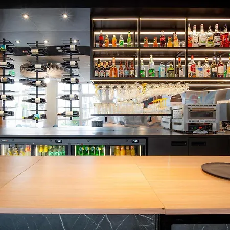 Ibis Ornano Montmartre Nord 18ème Hotel 3*